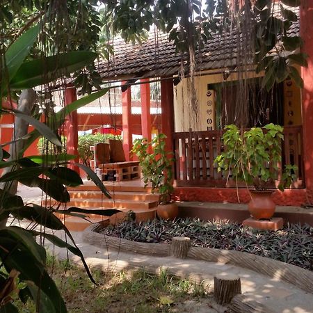 Big Milly'S Backyard Hotel Kokrobite Exterior foto