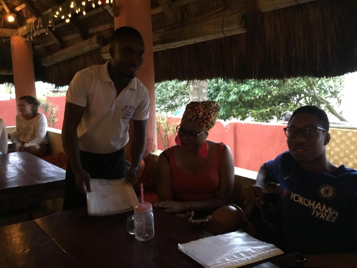 Big Milly'S Backyard Hotel Kokrobite Exterior foto