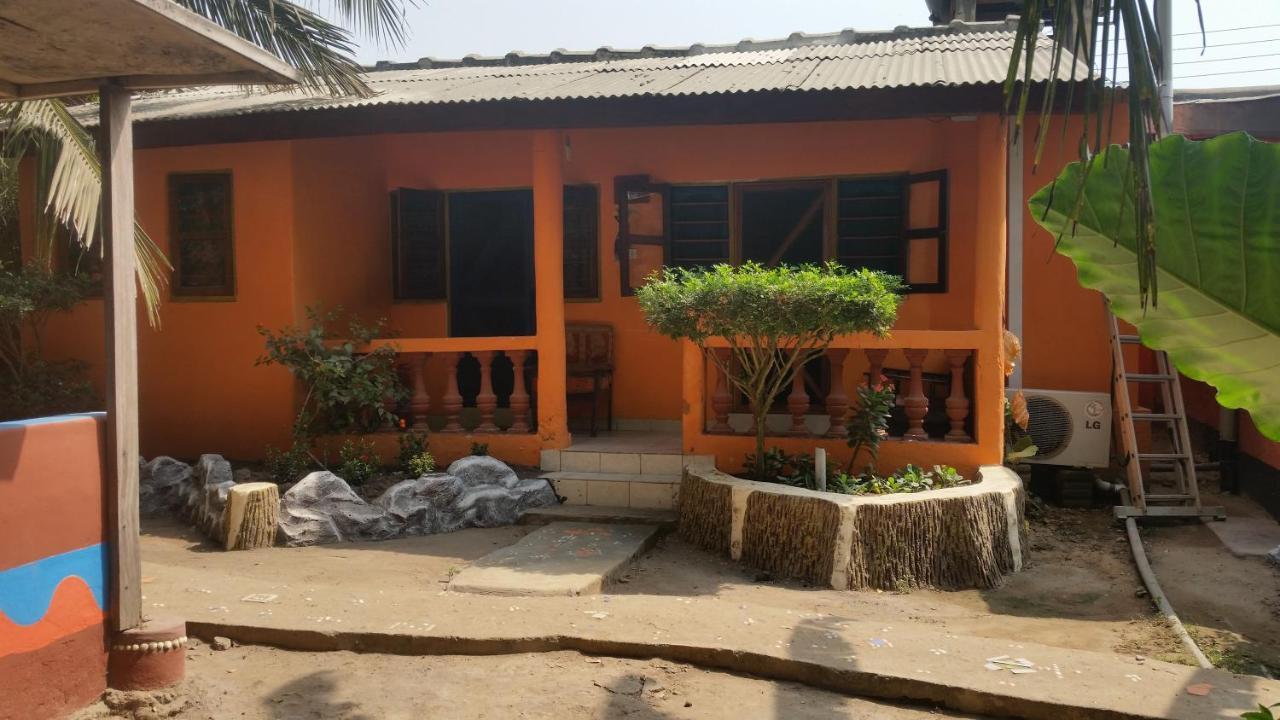 Big Milly'S Backyard Hotel Kokrobite Exterior foto