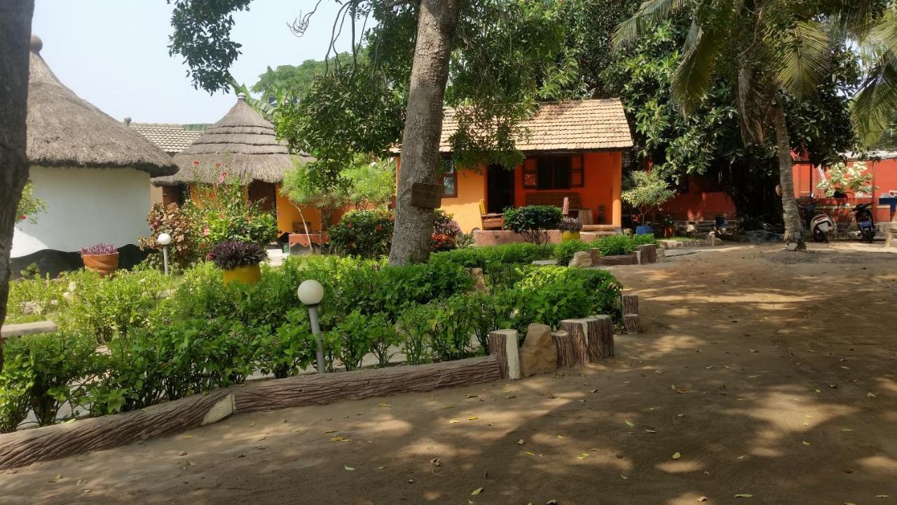 Big Milly'S Backyard Hotel Kokrobite Exterior foto
