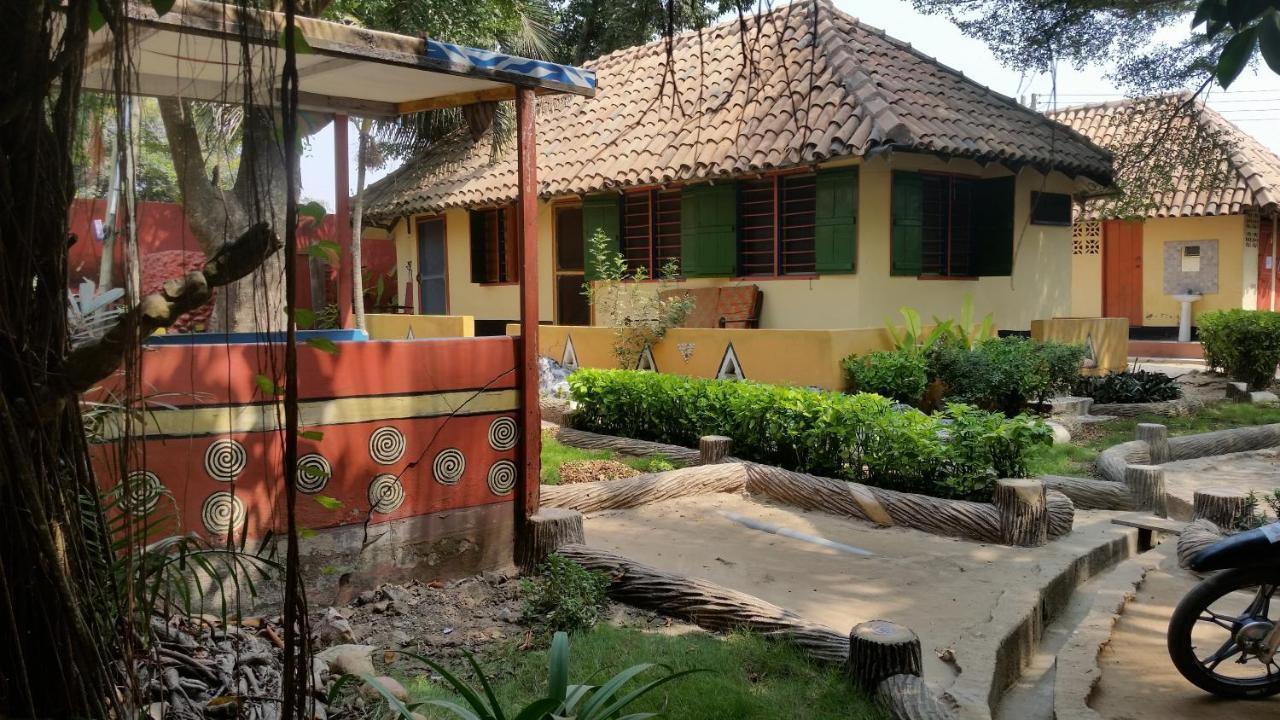 Big Milly'S Backyard Hotel Kokrobite Exterior foto